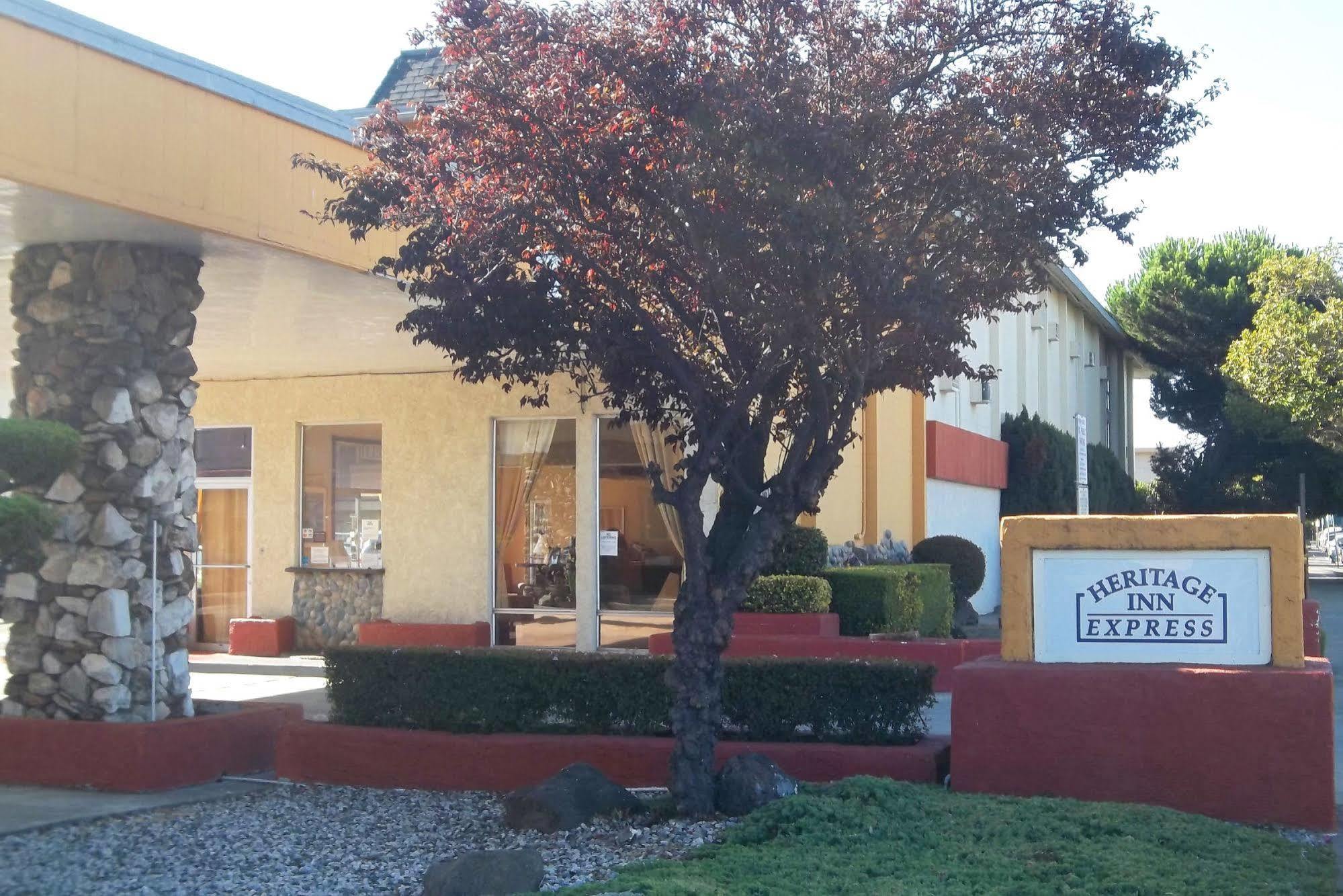 Heritage Inn Express Hayward Exterior foto